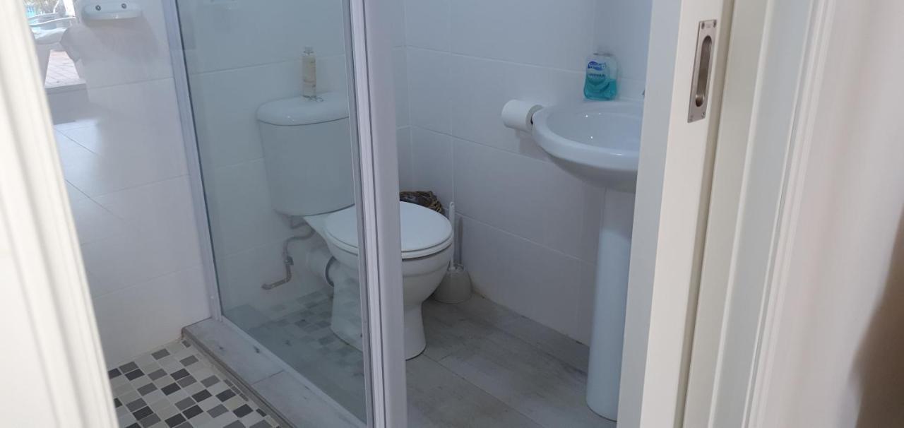 Summer Sand Holiday Cottages Scottburgh Eksteriør billede