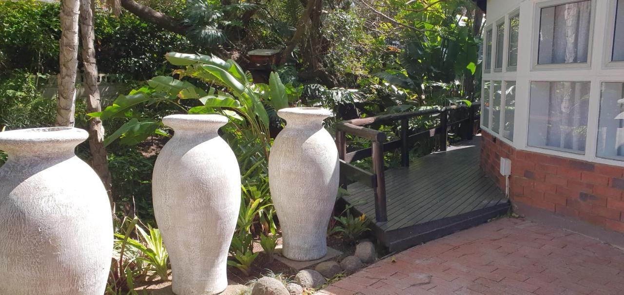 Summer Sand Holiday Cottages Scottburgh Eksteriør billede