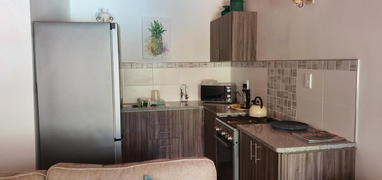 Summer Sand Holiday Cottages Scottburgh Eksteriør billede